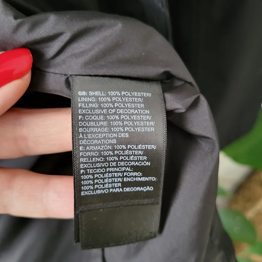 🍃The North Face Women's Black Windbreaker - Picture 10 of 12